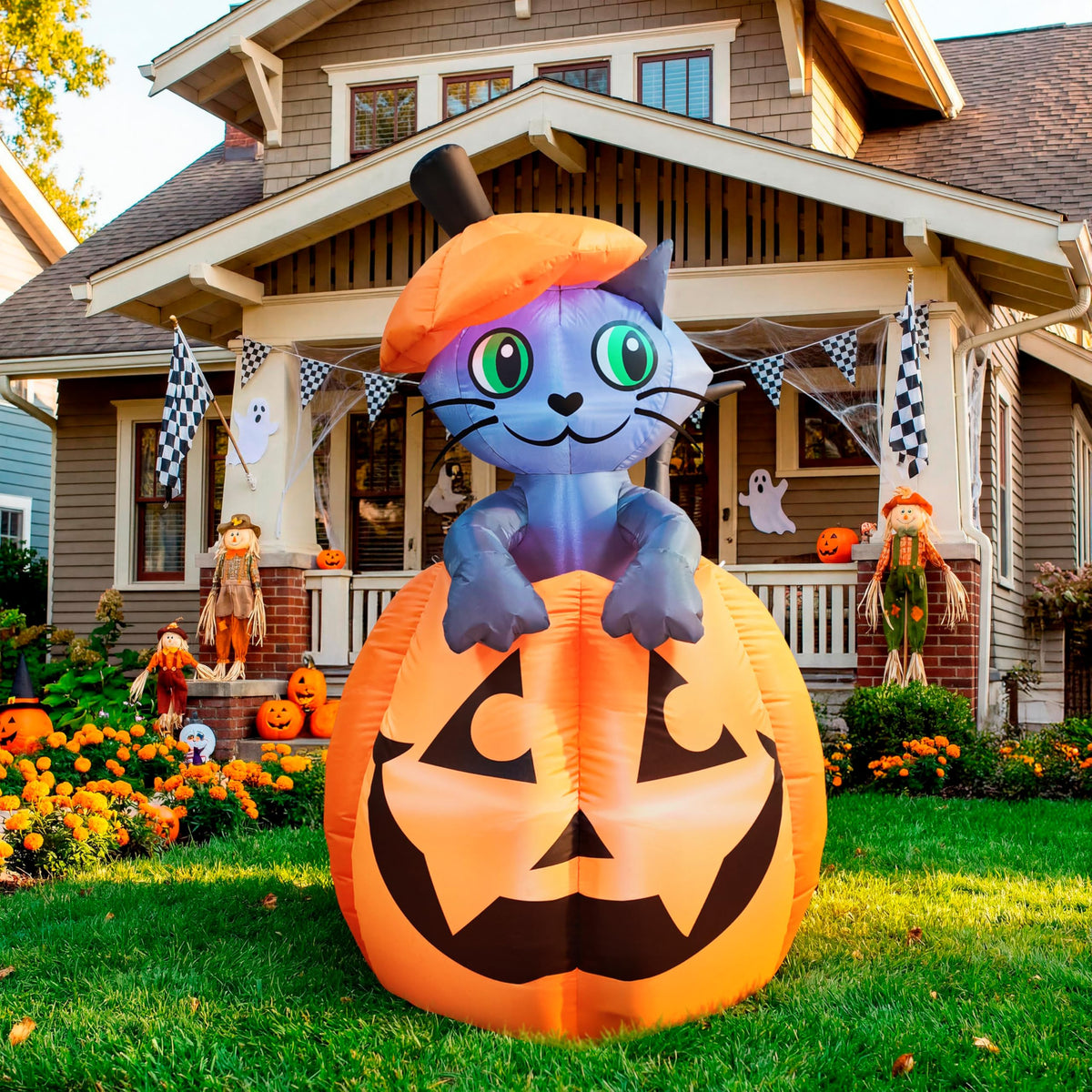 Joiedomi 5 FT Animated Pumpkin Inflatable with Cat - LED Outdoor Decor
