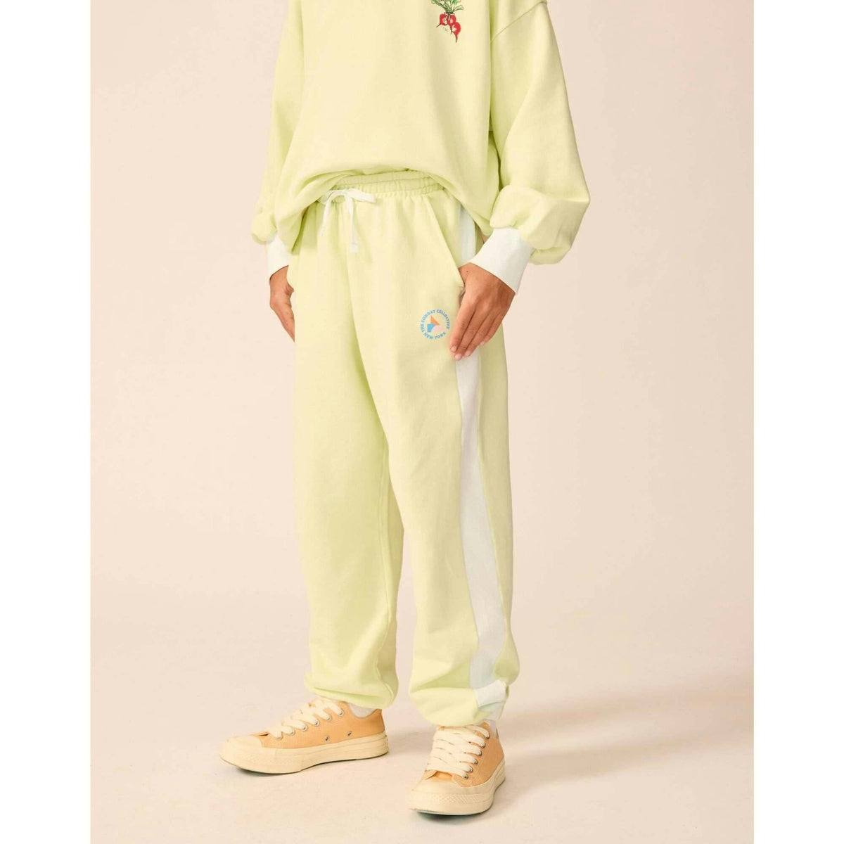 Organic Weekend Jogger in Keylime