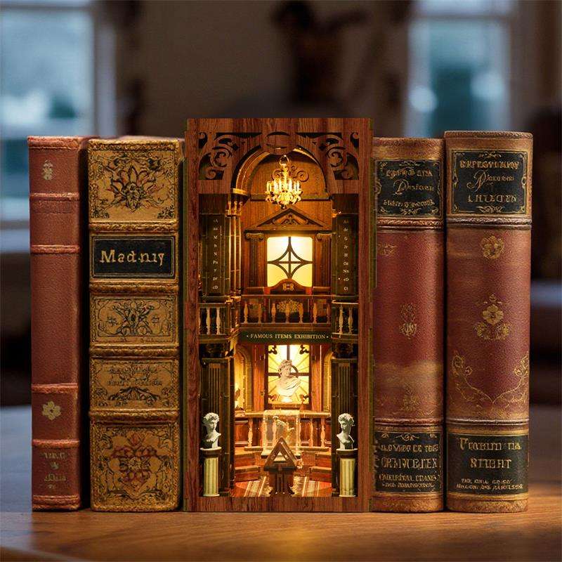 Philosopher's Study Vintage DIY Book Nook Kit
