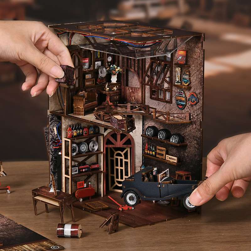 Vintage Repair Garage DIY Miniature House Kit