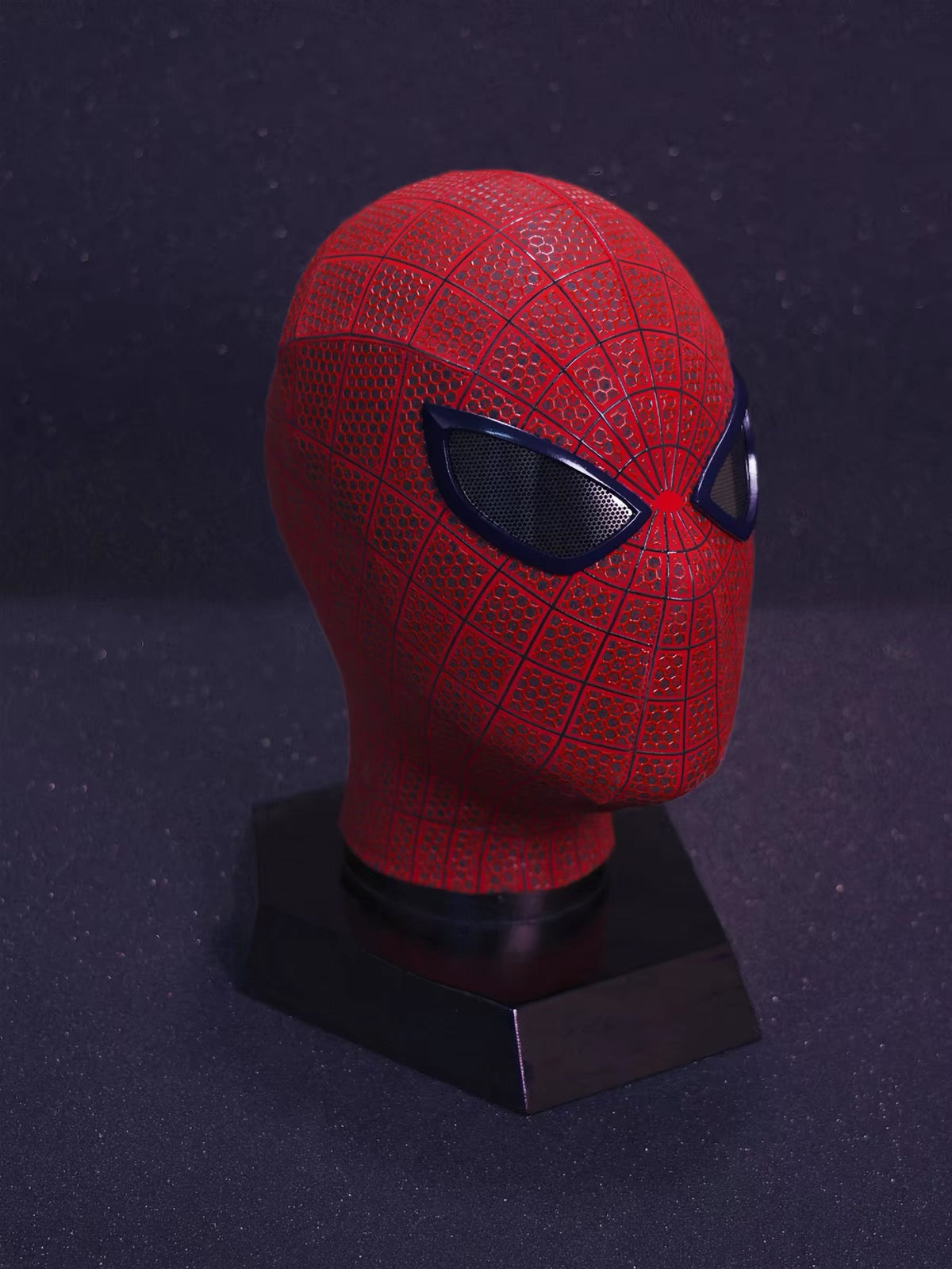 The Amazing Spider-Man Wearable Resin Mask with Removable Lenses