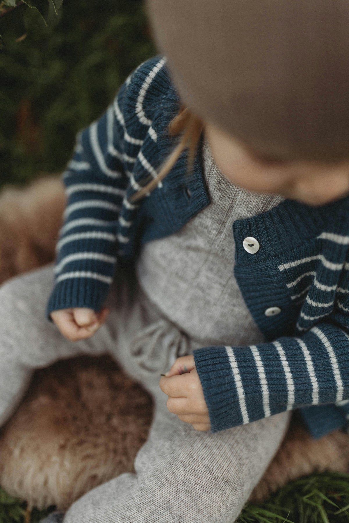 Cashmere Cardigan | Navy/Creme