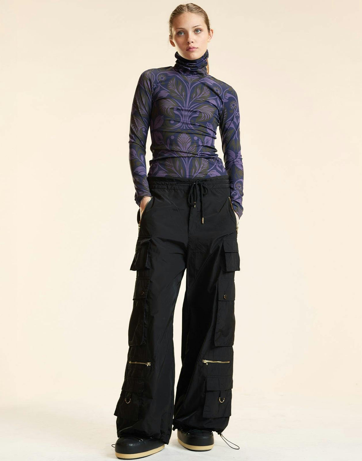Art Nouveau Turtleneck