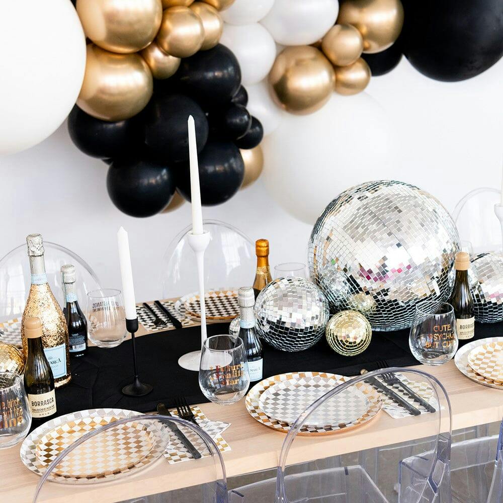 Check It! Gold Clash Check Guest Napkins